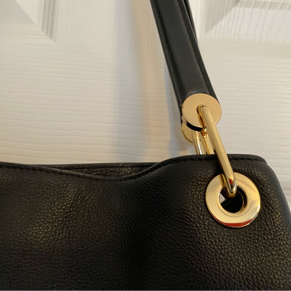 Michael Kors Handbag Black Leather - Picture 10 of 11